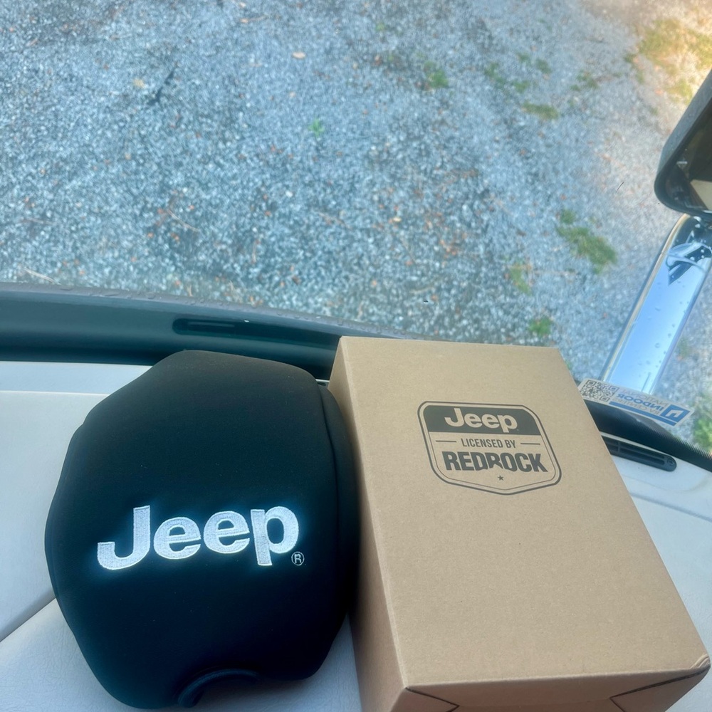 Jeep Console Cover $15. Fits Jeep Wranglers from 2011-2018. 🐶 protection.